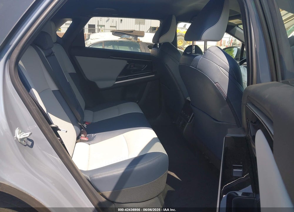2024 SUBARU SOLTERRA LIMITED VIN: JTMABABA7RA053683