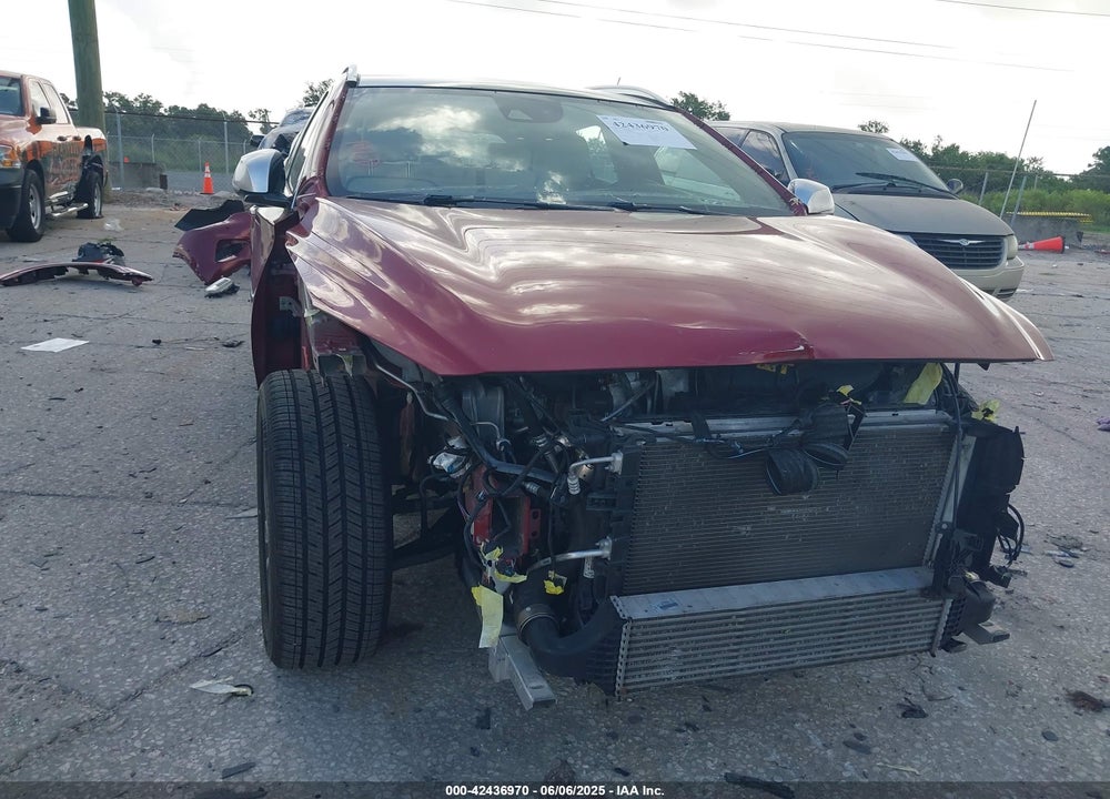 2017 INFINITI QX30 VIN: SJKCH5CP3HA039213