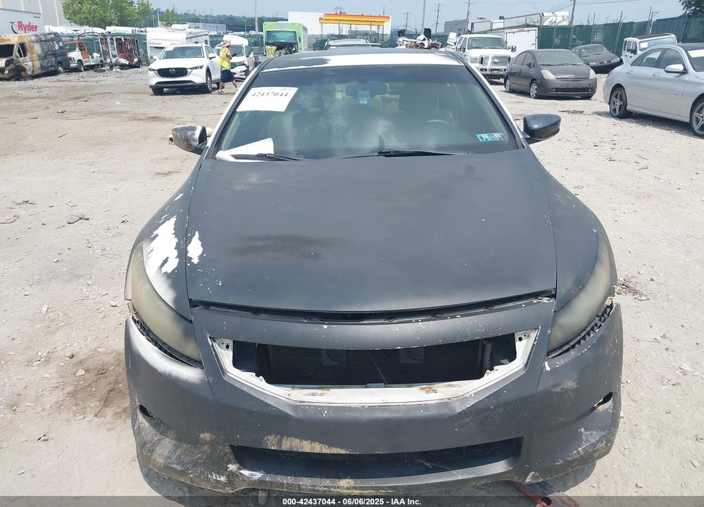 2010 HONDA ACCORD VIN: 1HGCS2B82AA005798