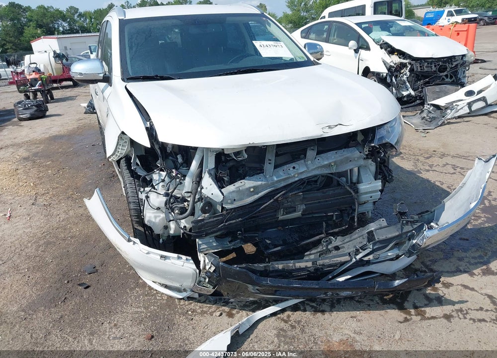 2018 MITSUBISHI OUTLANDER PHEV VIN: JA4J24A53JZ058157