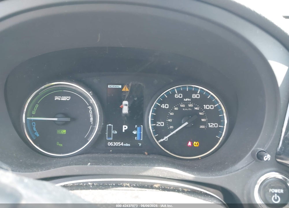 2018 MITSUBISHI OUTLANDER PHEV VIN: JA4J24A53JZ058157