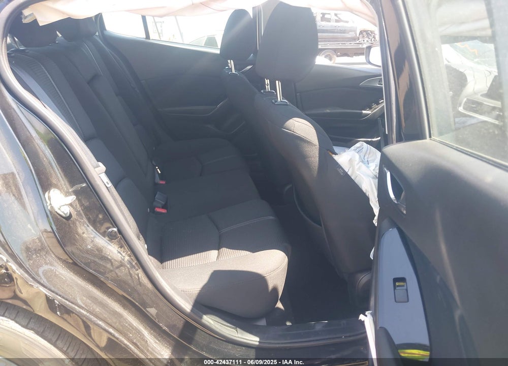2018 MAZDA 3 VIN: 3MZBN1U77JM207505