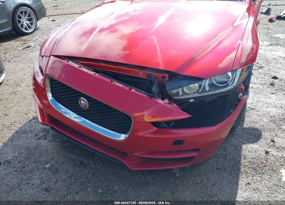 2019 JAGUAR XE VIN: SAJAD4FX1KCP50191