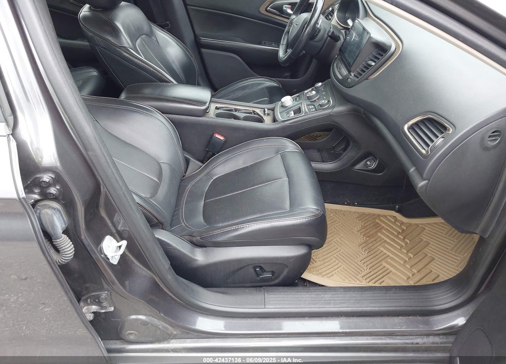 2016 CHRYSLER 200 VIN: 1C3CCCEG0GN100628
