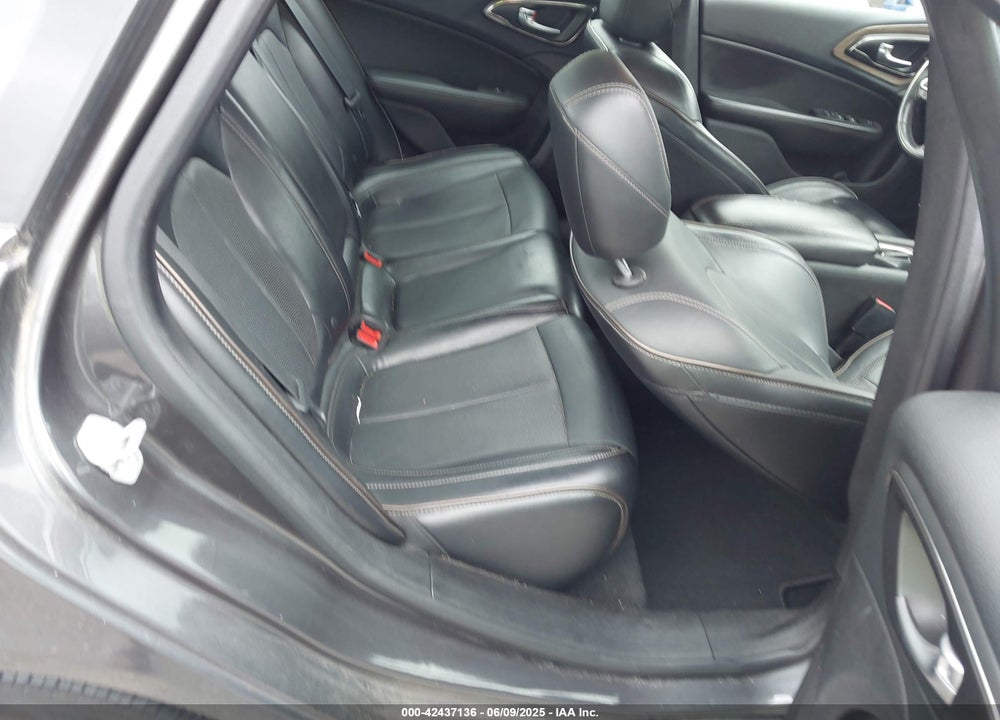 2016 CHRYSLER 200 VIN: 1C3CCCEG0GN100628