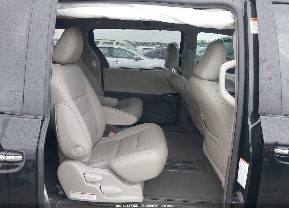 2019 TOYOTA SIENNA VIN: 5TDYZ3DC2KS977512