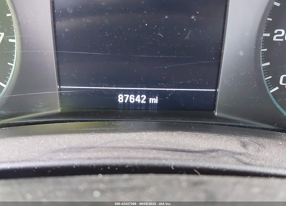 2018 CHEVROLET EQUINOX LT VIN: 3GNAXJEVXJS638753