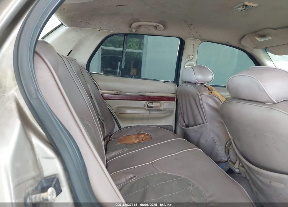 2001 MERCURY GRAND MARQUIS GS VIN: 2MEFM74W51X613819