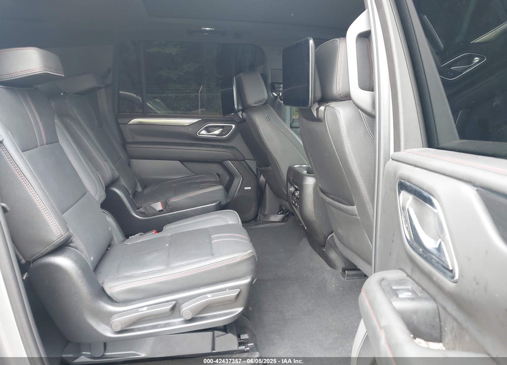 2024 CHEVROLET SUBURBAN VIN: 1GNSKEKD2RR325751