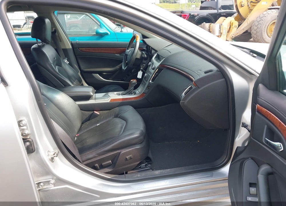 2010 CADILLAC CTS LUXURY VIN: 1G6DG5EGXA0128878