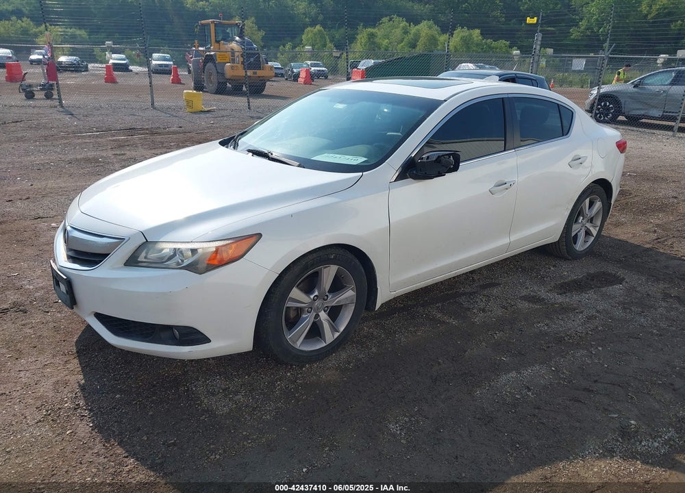 2013 ACURA ILX VIN: 19VDE1F52DE013737