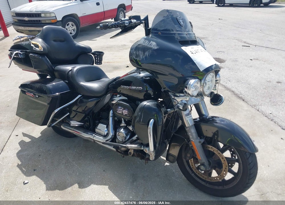 2018 HARLEY-DAVIDSON FLHTK ULTRA LIMITED VIN: 1HD1KED36JB642484
