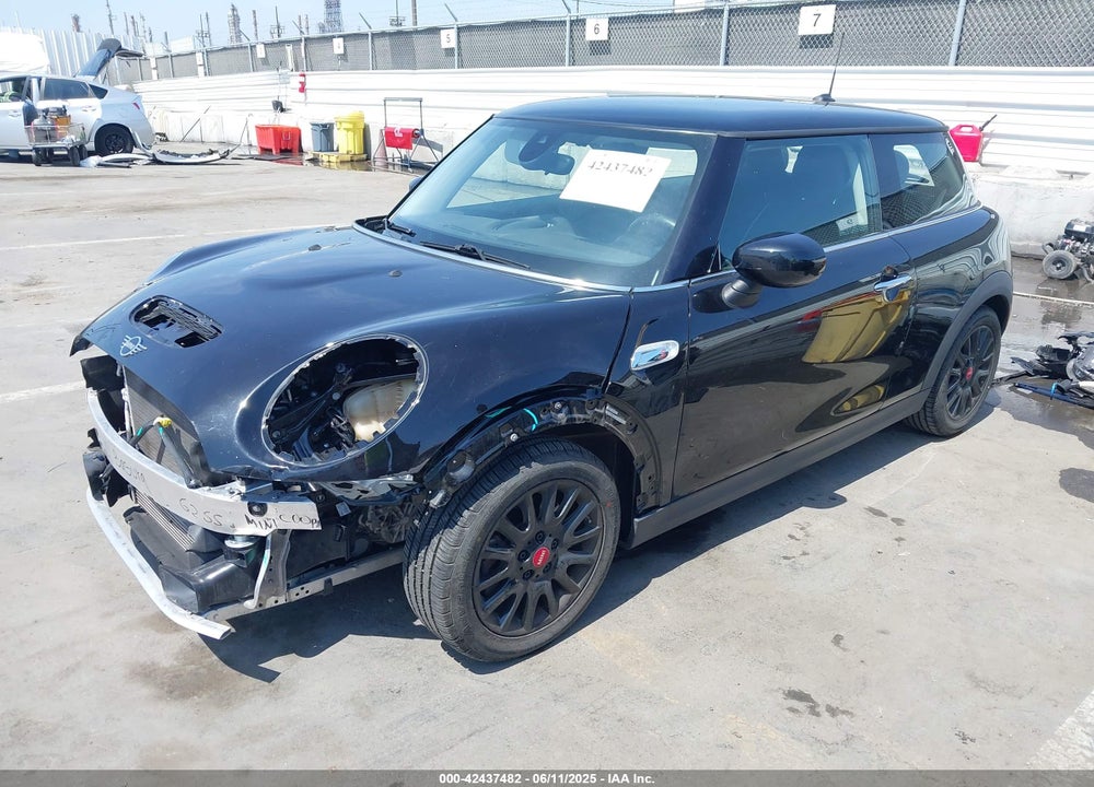 2020 MINI HARDTOP VIN: WMWXR5C07L2M39862
