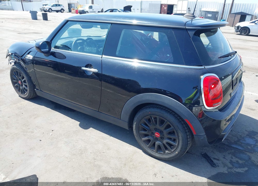 2020 MINI HARDTOP VIN: WMWXR5C07L2M39862