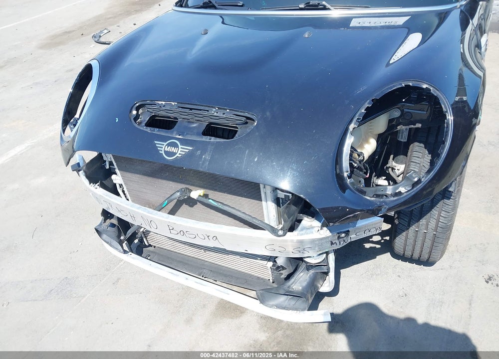 2020 MINI HARDTOP VIN: WMWXR5C07L2M39862