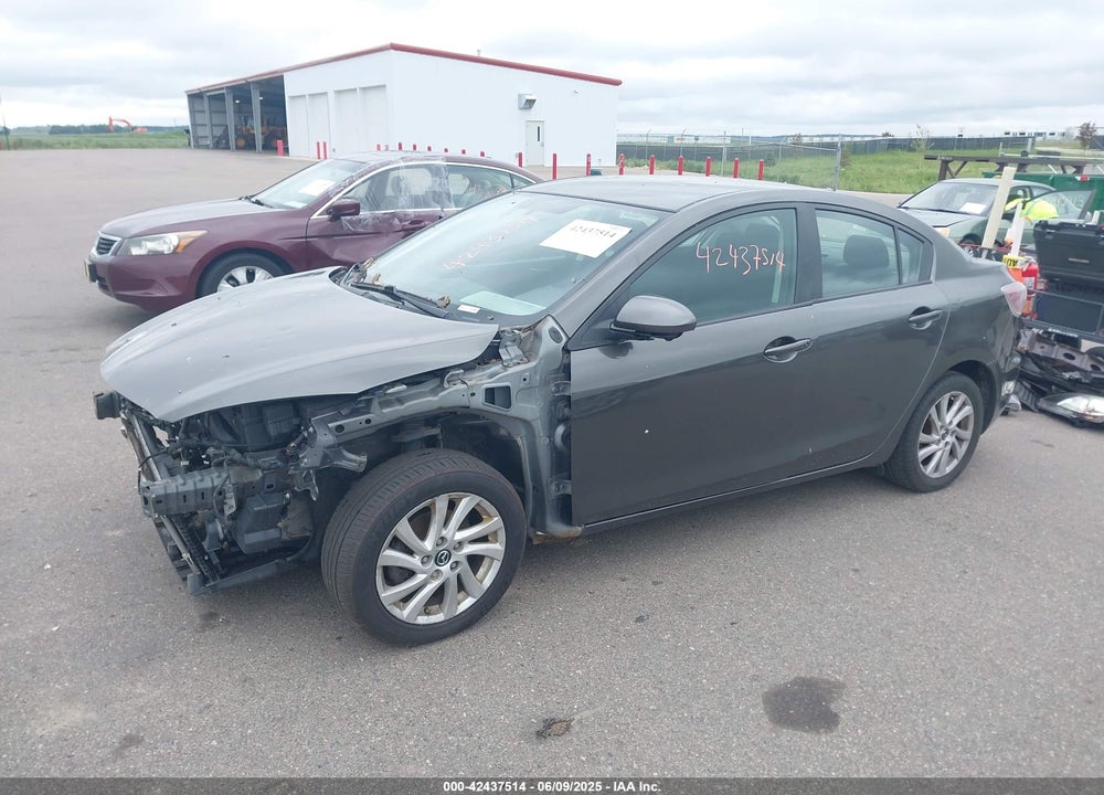 2013 MAZDA MAZDA3 VIN: JM1BL1V79D1832397