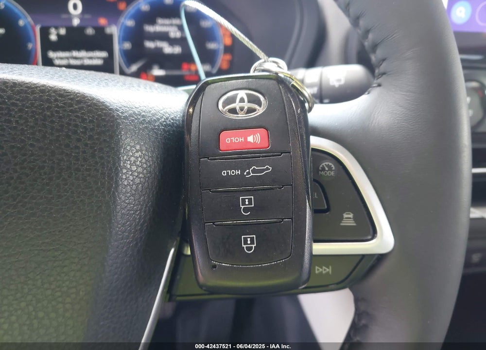 2024 TOYOTA GRAND HIGHLANDER VIN: 5TDAAAA56RS009801