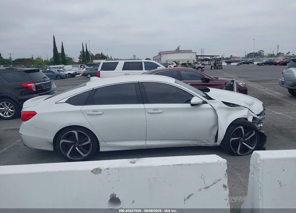 2019 HONDA ACCORD VIN: 1HGCV1F34KA086353
