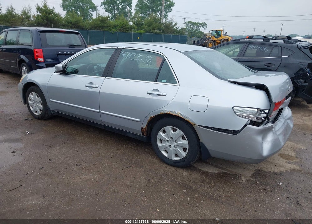 2003 HONDA ACCORD 2.4 LX VIN: 1HGCM563X3A033880