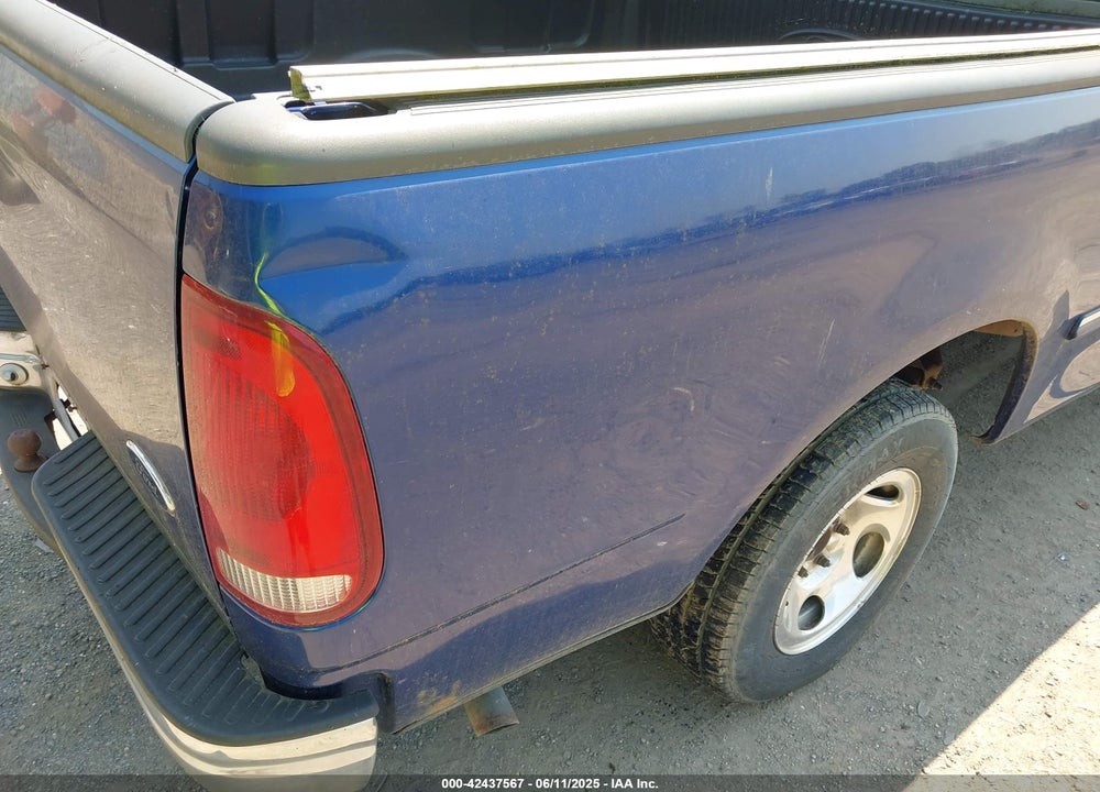 1998 FORD F-150 STANDARD/XL/XLT VIN: 2FTZX1727WCA55840