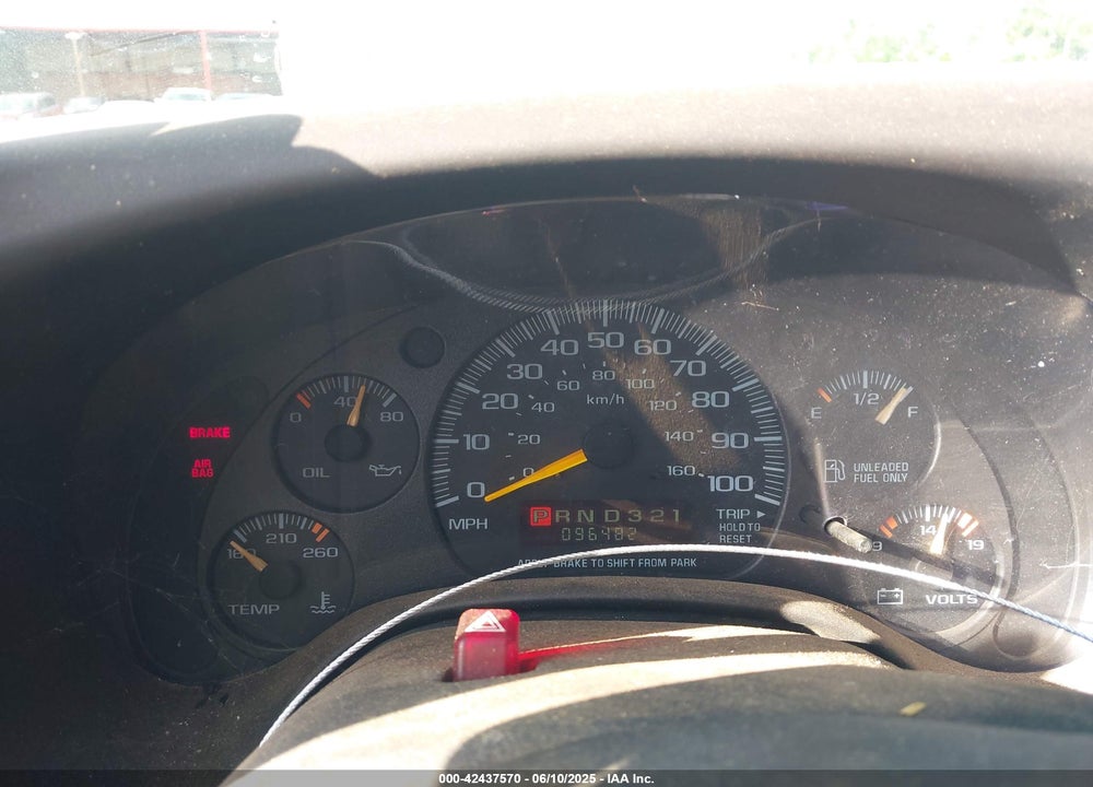 2001 CHEVROLET EXPRESS VIN: 1GCHG39RX11108817