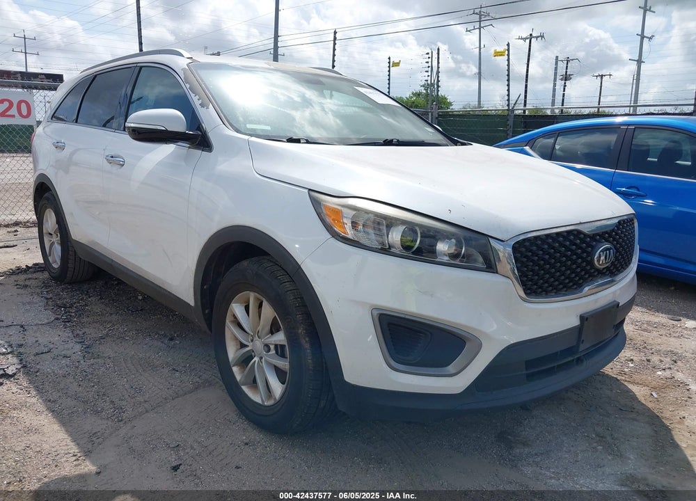 2016 KIA SORENTO 2.4L LX VIN: 5XYPG4A30GG053361