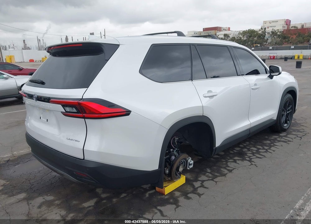 2024 TOYOTA GRAND HIGHLANDER LIMITED VIN: 5TDAAAB50RS068275