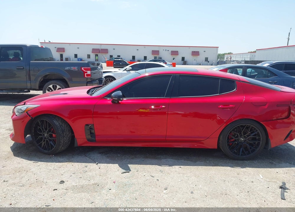 2018 KIA STINGER VIN: KNAE55LCXJ6012551