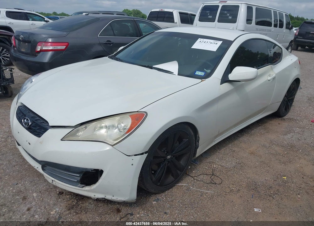 2010 HYUNDAI GENESIS VIN: KMHHU6KH2AU038218