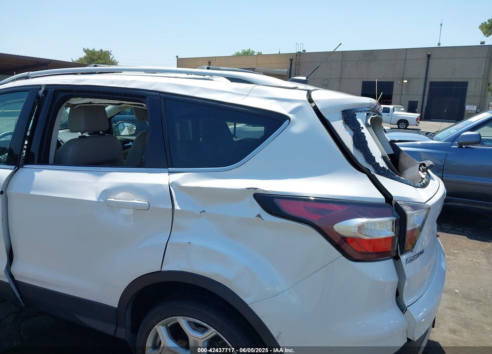 2017 FORD ESCAPE TITANIUM VIN: 1FMCU0J96HUA83030
