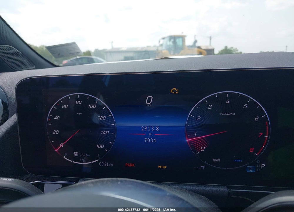 2025 MERCEDES-BENZ GLA 250 VIN: W1N4N4HB1SJ643530