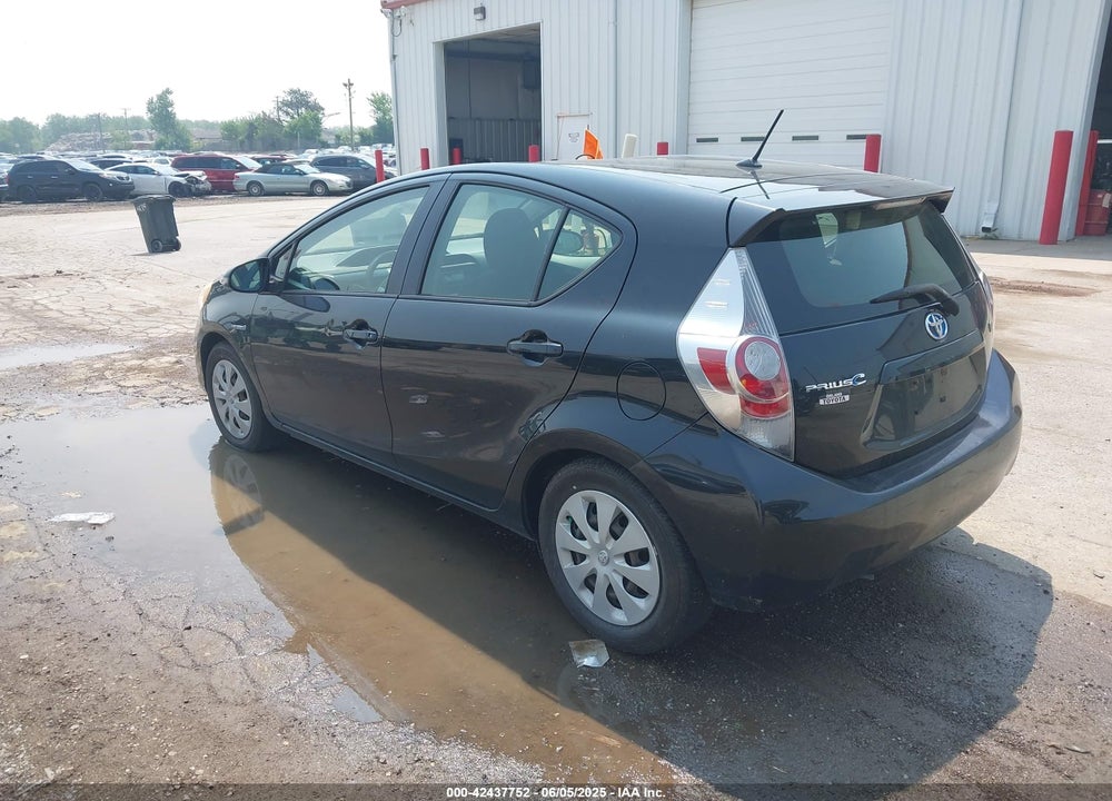 2013 TOYOTA PRIUS C VIN: JTDKDTB3XD1546083