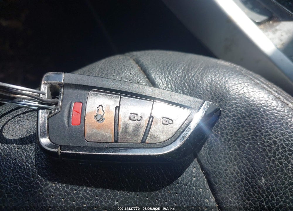 2013 HONDA ACCORD EX-L V-6 VIN: 1HGCR3F82DA013965