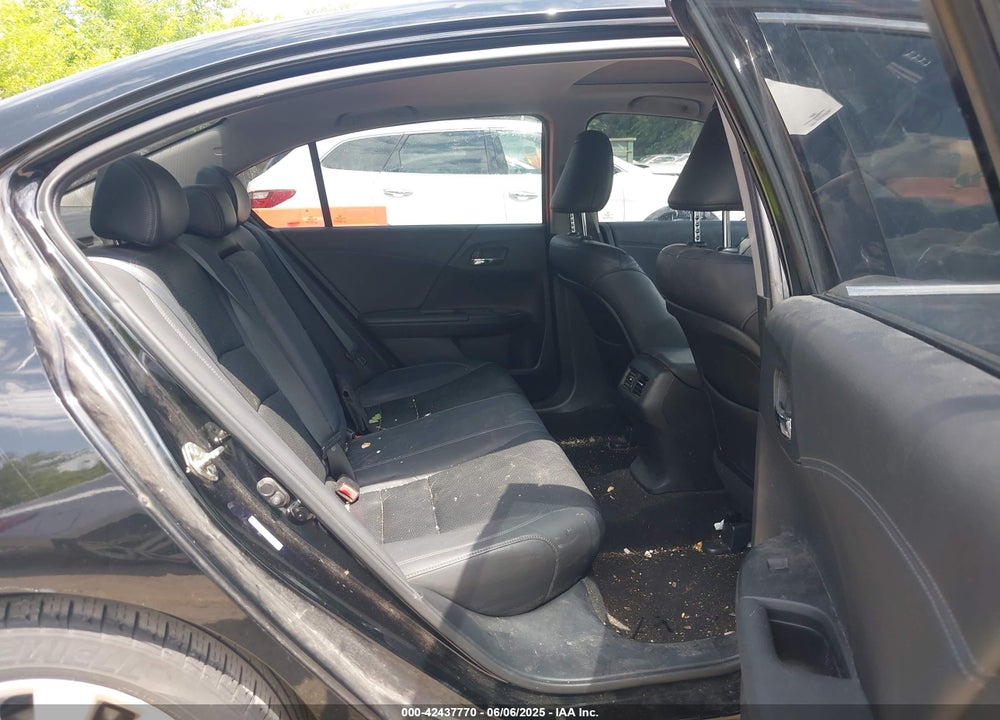 2013 HONDA ACCORD EX-L V-6 VIN: 1HGCR3F82DA013965