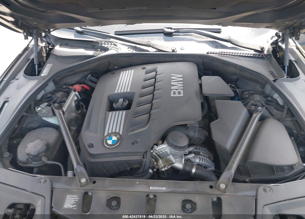 2011 BMW 5 SERIES VIN: WBAFR1C55BDS35371