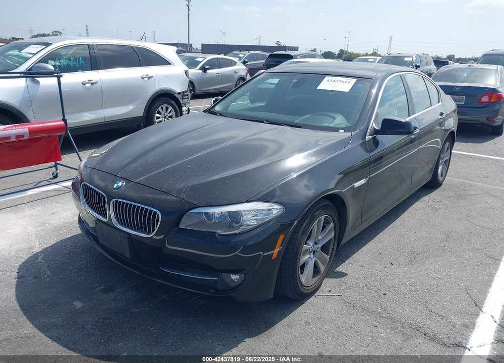 2011 BMW 5 SERIES VIN: WBAFR1C55BDS35371