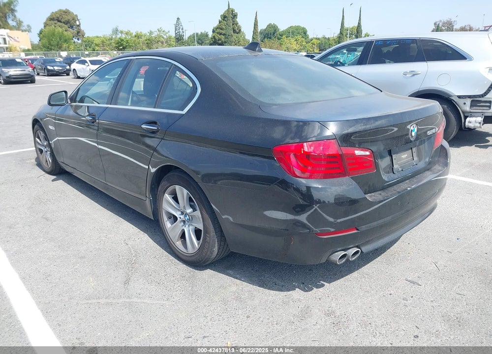 2011 BMW 5 SERIES VIN: WBAFR1C55BDS35371
