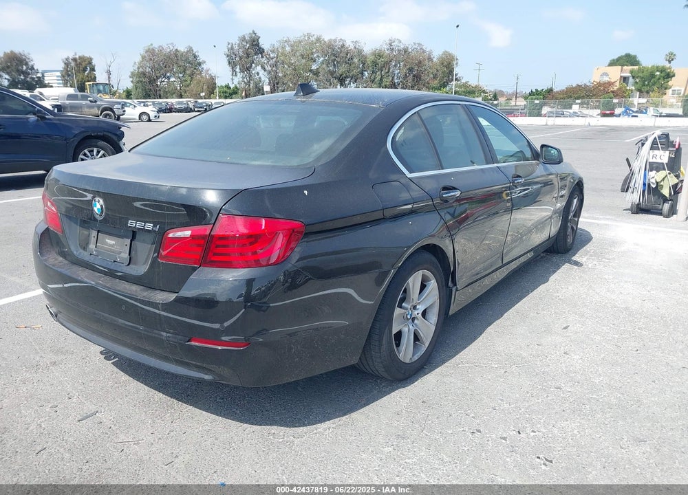 2011 BMW 5 SERIES VIN: WBAFR1C55BDS35371