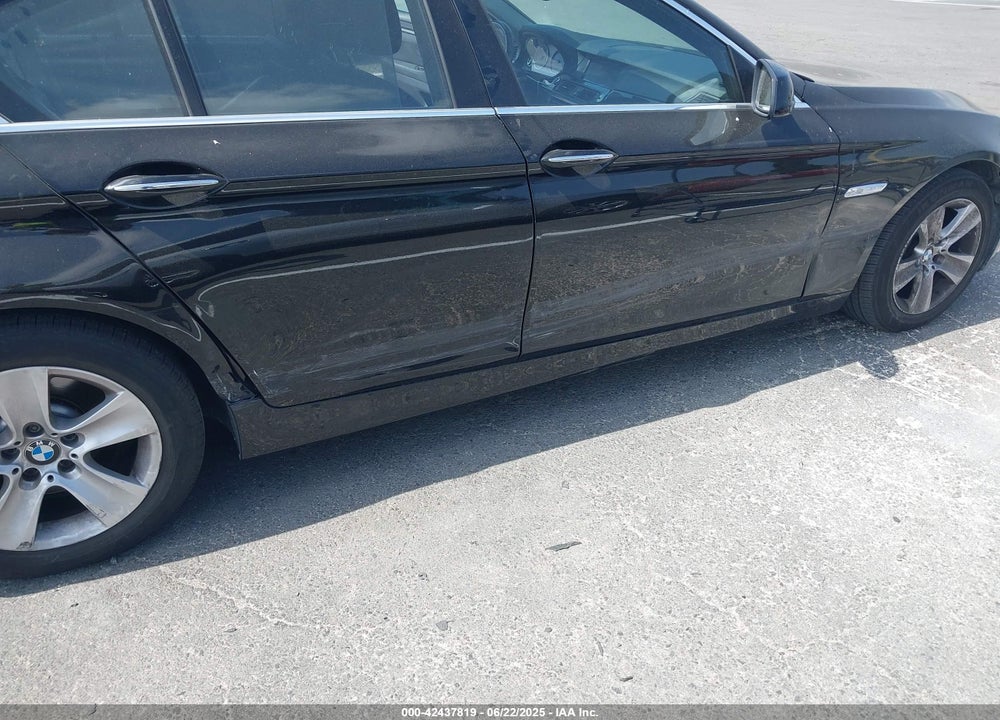 2011 BMW 5 SERIES VIN: WBAFR1C55BDS35371