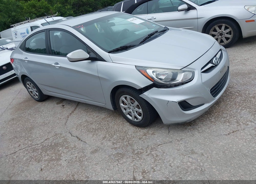 2013 HYUNDAI ACCENT GLS VIN: KMHCT4AE5DU448539