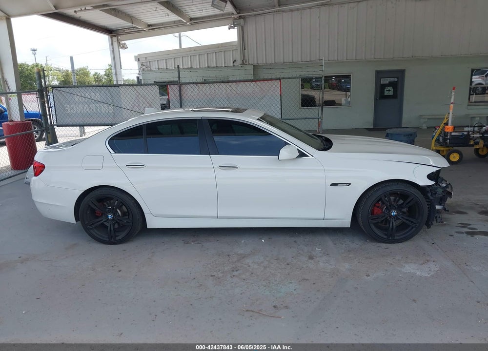 2011 BMW 528I VIN: WBAFR1C58BDS35039
