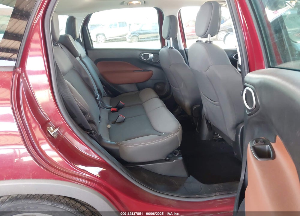 2015 FIAT 500L VIN: ZFBCFADH8FZ034079