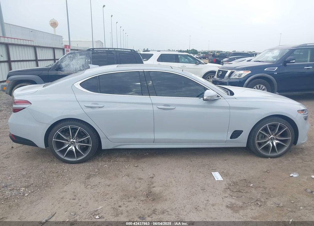 2022 GENESIS G70 VIN: KMTG34TA9NU090218