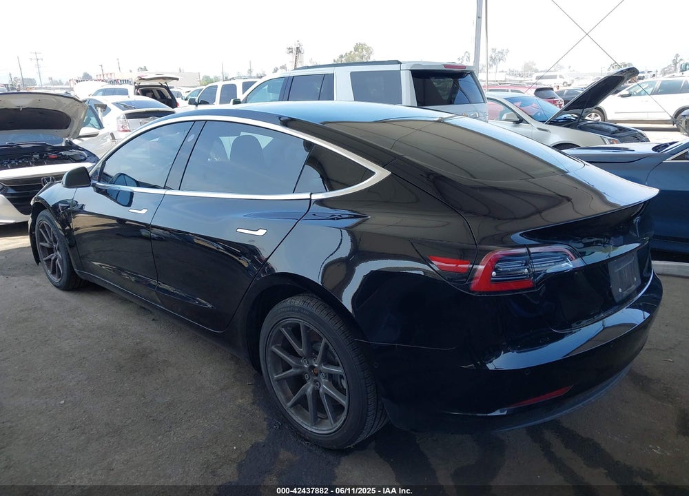 2018 TESLA MODEL 3 VIN: 5YJ3E1EA5JF109014