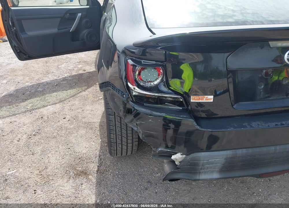 2014 SCION TC VIN: JTKJF5C76E3078256