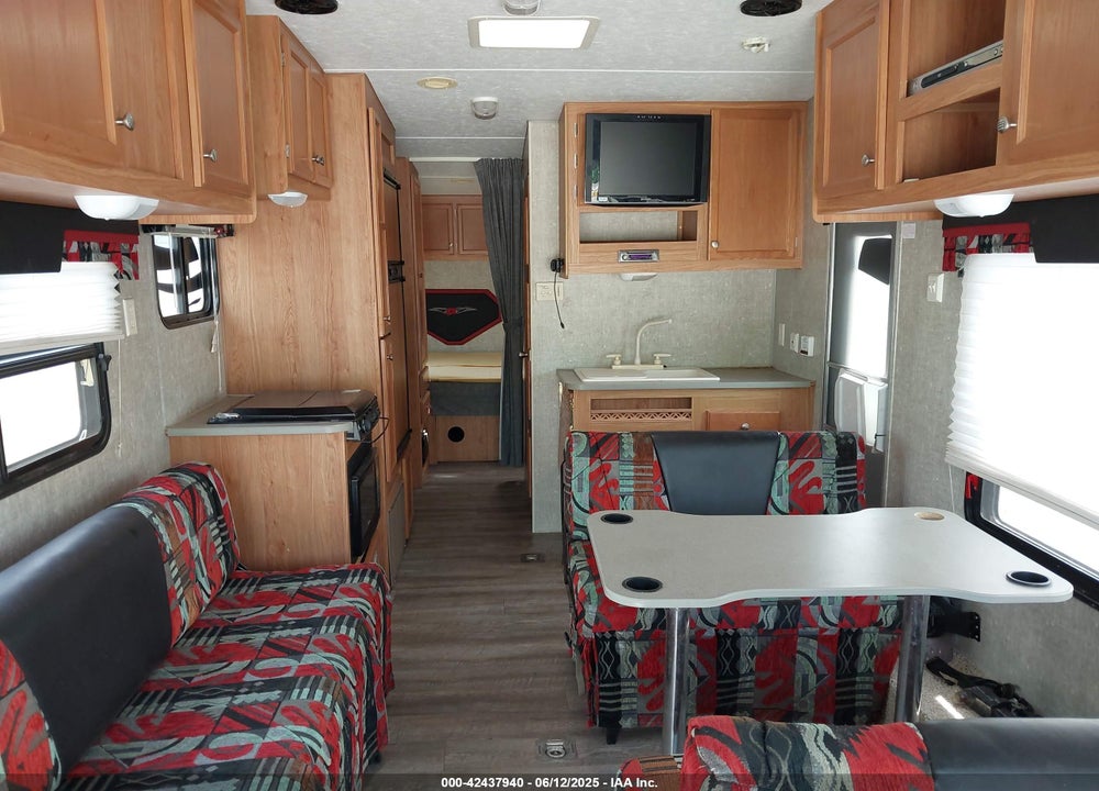 2008 JAYCO OCTANE VIN: 1UJBJ02P481VY0116