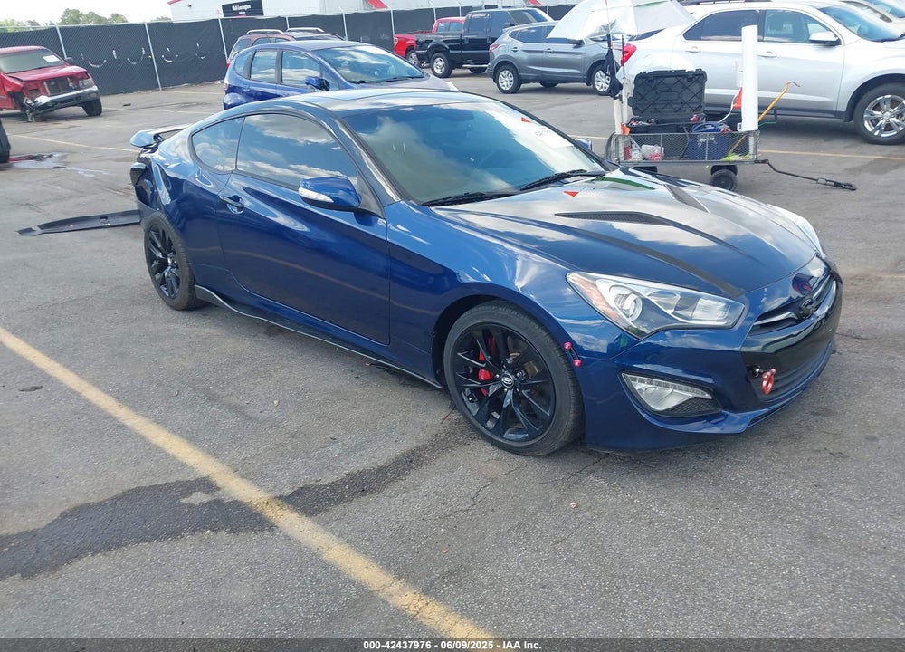 2015 HYUNDAI GENESIS VIN: KMHHU6KJ2FU123585