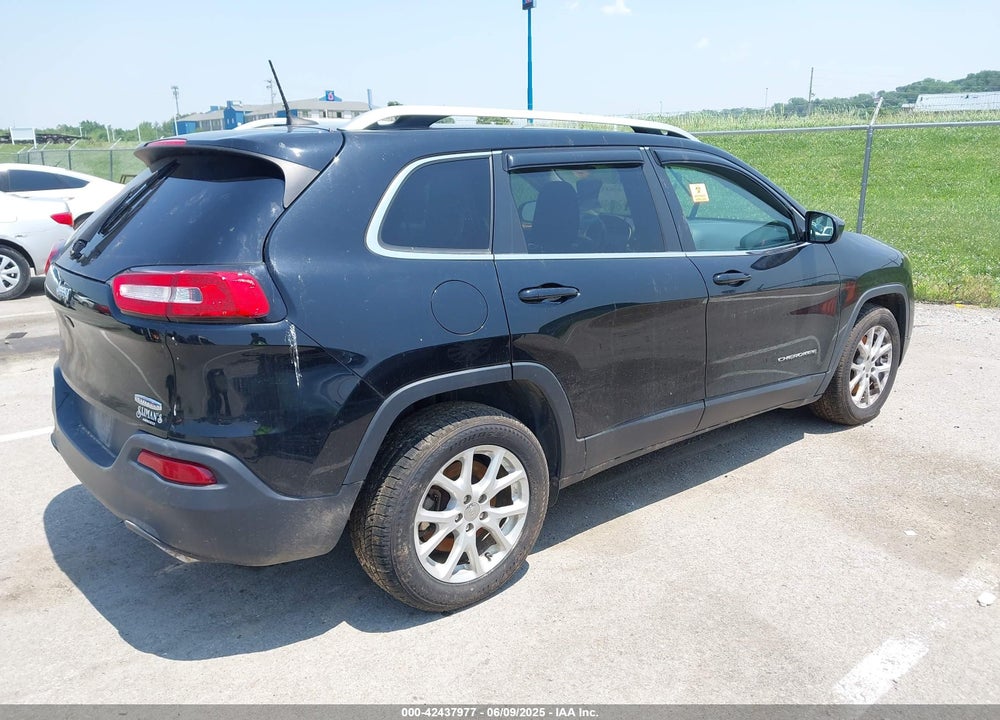 2017 JEEP CHEROKEE VIN: 1C4PJLCS3HW642778