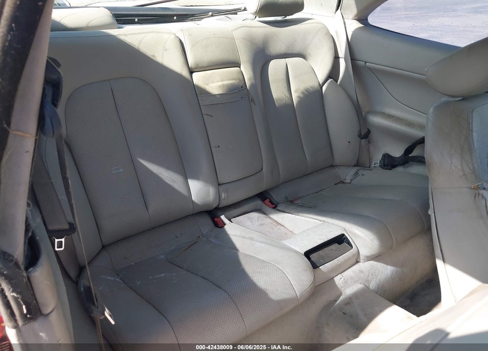 2001 MERCEDES-BENZ CLK 320 VIN: WDBLJ65GX1F164842