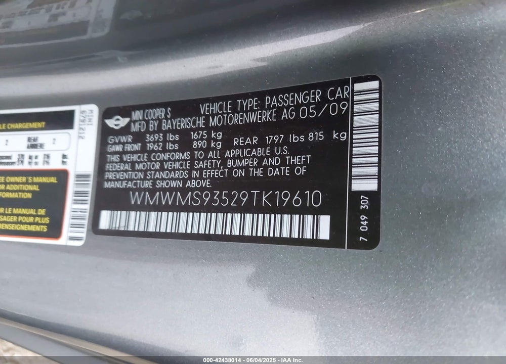 2009 MINI JOHN COOPER WORKS VIN: WMWMS93529TK19610